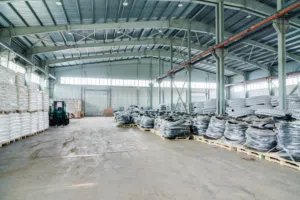 هنجر للإيجار في الري 1000 م2 ارتفاع 7 متر كافة التراخيص متوفرة Warehouse for Rent in Al Rai 1000 M