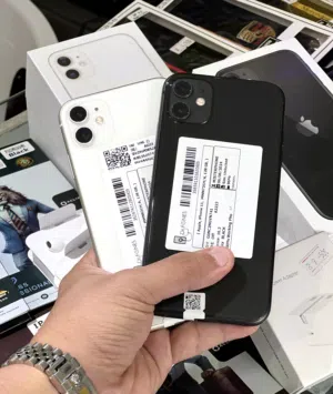 Apple iPhone 11 128 GB in Muscat