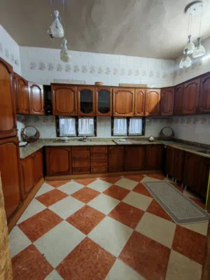 150 m2 3 Bedrooms Apartments for Rent in Tripoli Mizran St