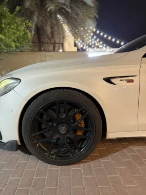 مرسيديس E63S