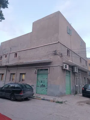 منزل دورين ومحل للبيع