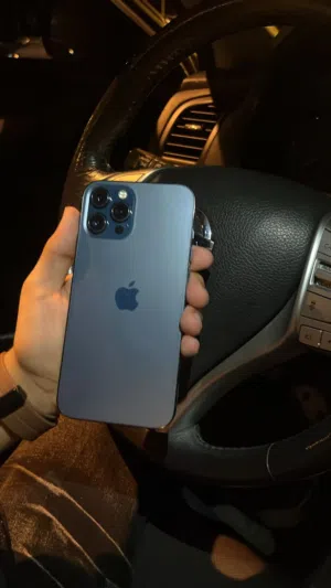 للبيع ايفون 12 برو ماكس نظيف جداً جداً