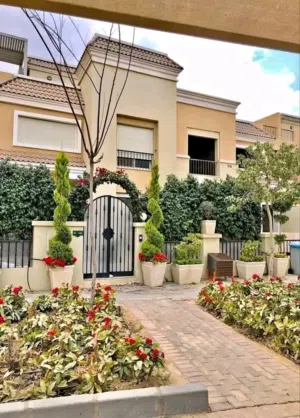 212 m2 4 Bedrooms Villa for Sale in Cairo New Cairo