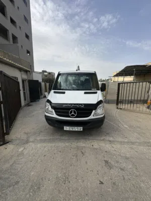 مرسيدس 519
