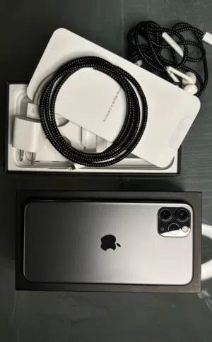 Apple iPhone 11 Pro Max 256 GB in Muharraq