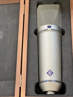 للبيع ميكروفون Neumann U87 Ai الأصلي