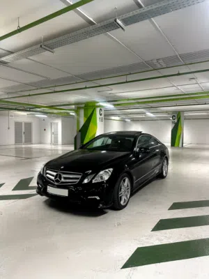 Mercedes E250 2010 AMG PACKAGE ( Coupe ) sport قابل للبدل