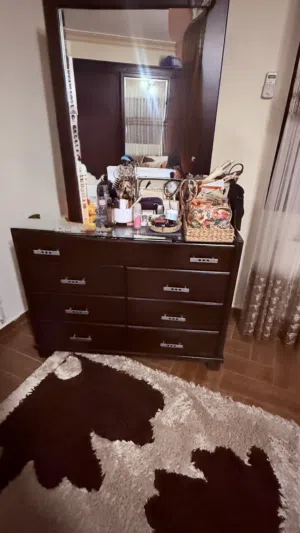 غرفه نوم كامله بدون الفرشه قبل جسر زي خلف مسجد المناصير