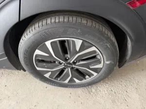 كوشوك كومهو كهرباء EV و جنط كيا EV6 2023 مقاس 19 إنش اصلي كوري صنف ويند بحالة الوكالة