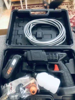 مكينة غسيل شحن تنظيف السيارات رالخلايا الشمسيه والارمات مع بطاريه