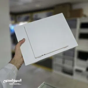 MacBook Air 2024 – M3-16GB RAM– With Stylish Protective Bag