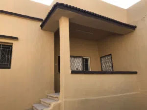 بيت للبيع بالاشرفية 200 م خلف جامع ابو درويش موقعه حلو وحيوي