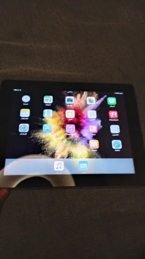 ايباد iPhone4 مستعمل وفي حالة كويسه بس ناسي الايكلاود ومافي يوتيوب الي تدخل على قوقل وتحط يوتيوب