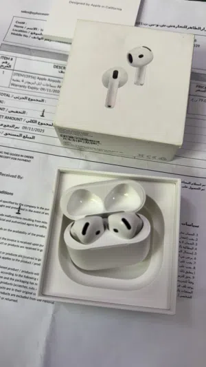 للبيع سماعة Airpods 4 ANC
