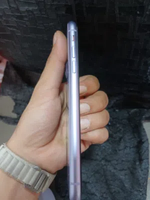 Apple iPhone 11 128 GB in Zarqa