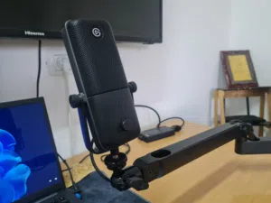 للبيع مايكروفون Elgato Wave:3 الاحترافي (بحالة ممتازة)
