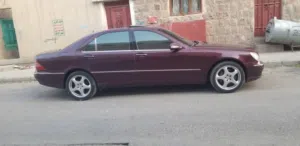 مرسيديس فياجرا  الحوت  رئاسيه  درجه اولى من الفخامه والراحه والثبات على الطرقات كلها شد الوكاله