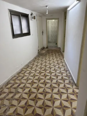 بيع شقه غير مفروشة