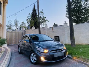used-hyundai-accent-in-ramallah-and-al-bireh