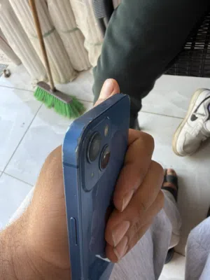 Apple iPhone 13 128 GB in Cairo
