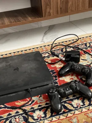 بلستيشن 4 سليم مش مهكر