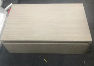 طاولة تلفزيون