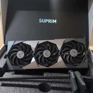 للبيع كرت 3070TI SUPRIM X الكرت نظيف كأنه جديد واستخدام قيمنق ومع جميع ملحقاته