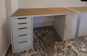 يوجد لدينا جميع موديلات التخوت والتسريحات وكراسي التسريحة