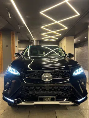 Toyota fortuner sport