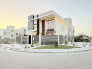 280 m2 4 Bedrooms Villa for Sale in Ajman Al Helio