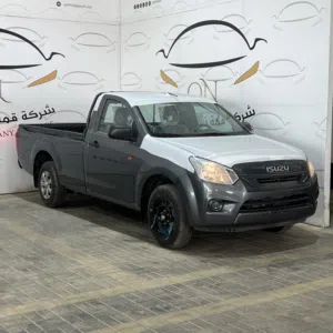 New Isuzu D-Max in Al Riyadh