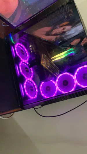 بي سي قيمنق قوي كرت RTX3080 غير قابل للبدل . ينفع لي الالعاب وا المنتاج وا الدراسه