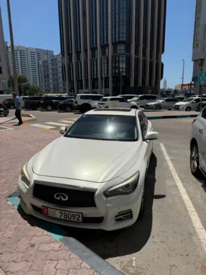 Infiniti Q50 2016