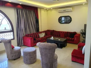 شقّة جديدة ومريحة للبيع