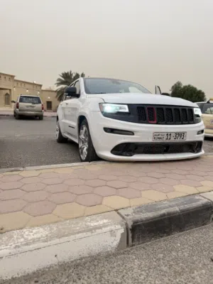 جراند شروكي SRT8