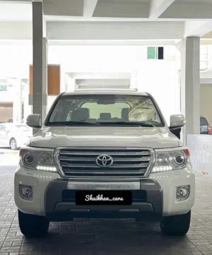 Toyota Land Cruiser GXR V8 - 2012