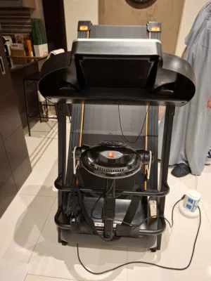 Treadmill with massager Exercise Machine for Sale 85 ro same new