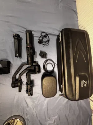 للبيع: Zhiyun بحالة جيدة جداً