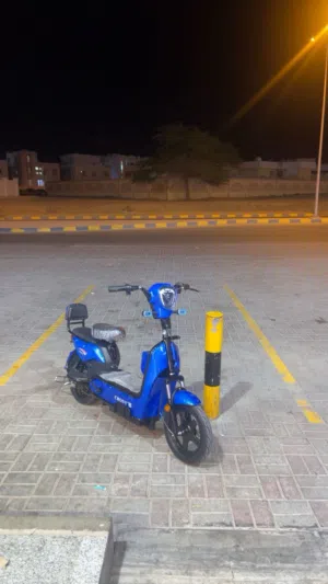 سكوتر جميل لايوجد فيه شي الوصف)))))))