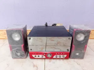 مظخم صوت و دي في دي سامسونك للبيع