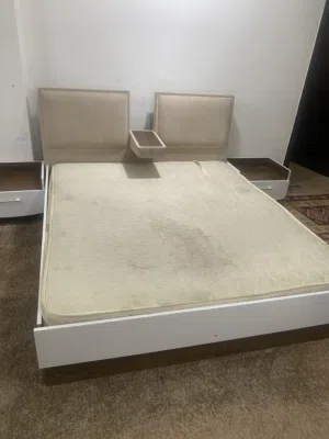 غرفة نوم ماستر بحالة ممتازه