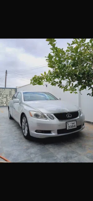 لكزس GS300نظيفة