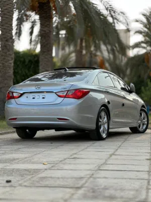 سوناتا واي إف 2012