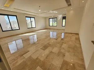 شقة طابقية للبيع في عبدون - REF: 14540