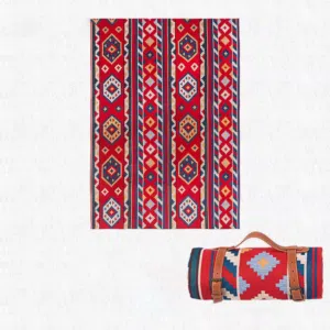 فرشة أرضية للرحلات والتخييم،مصنوعة من قماش عالي الجودة ومتين،مقاومة للماء وسهلة التنظيف. يمكن طيها