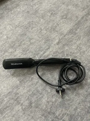 Hair straightener