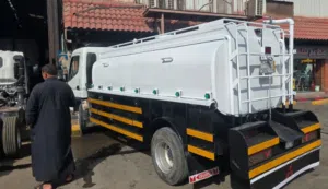 وايت ماء الملز الخزان المربع