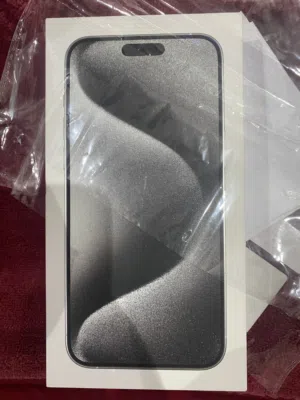 Apple iPhone 15 Pro Max 256 GB in Al Jahra