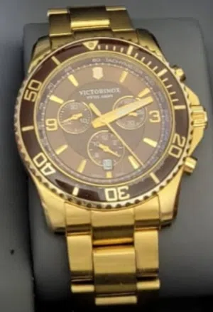 ساعة Victorinox Swiss Army الأصلية – أيقونة الأناقة السويسرية مع علبتها الاصليه ومرفقاتها  ..