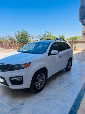 Used Kia Sorento in Al Khums